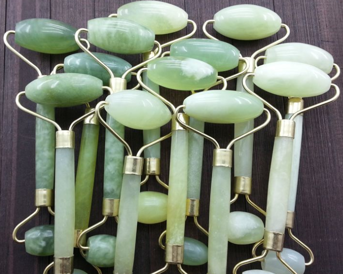Gua Sha & Roller en Jade – Massage Visage Relaxant | LOOKZURI
