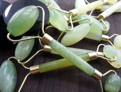 Gua Sha & Roller en Jade – Massage Visage Relaxant | LOOKZURI